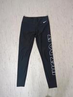 Nike dri fit Leggings schwarz sportswear M 38 Hessen - Alsfeld Vorschau