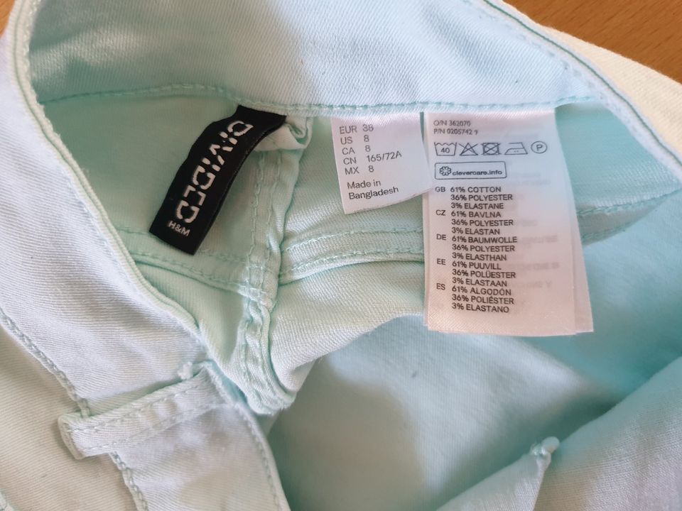 H&M Stretch Shorts Kurze Hose Hotpants Mintgrün Baumwollmischung in Schorndorf