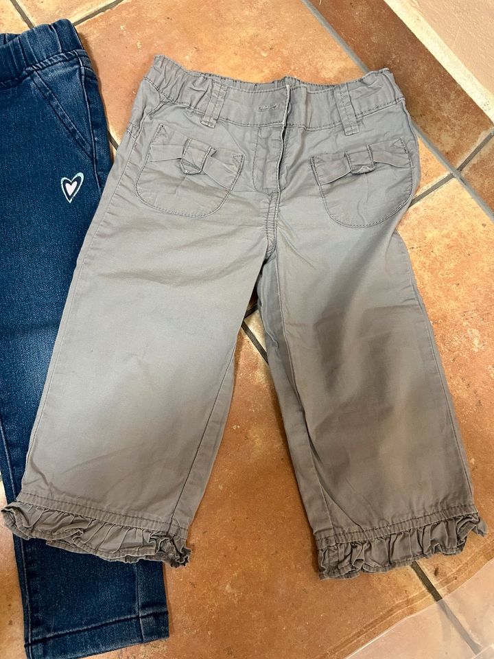 Hosen Jeans 104 Set in Donnersdorf