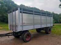 neu aufgebauter DDR-Viehanhänger, mit Aluminium-Hohlkammerplatten Sachsen - Geithain Vorschau
