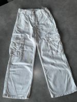 H&M Jeans Cargohose weiss. Gr. 140 Niedersachsen - Amelinghausen Vorschau