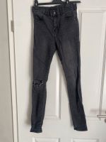 Jeans im Used-Look Nordrhein-Westfalen - Engelskirchen Vorschau