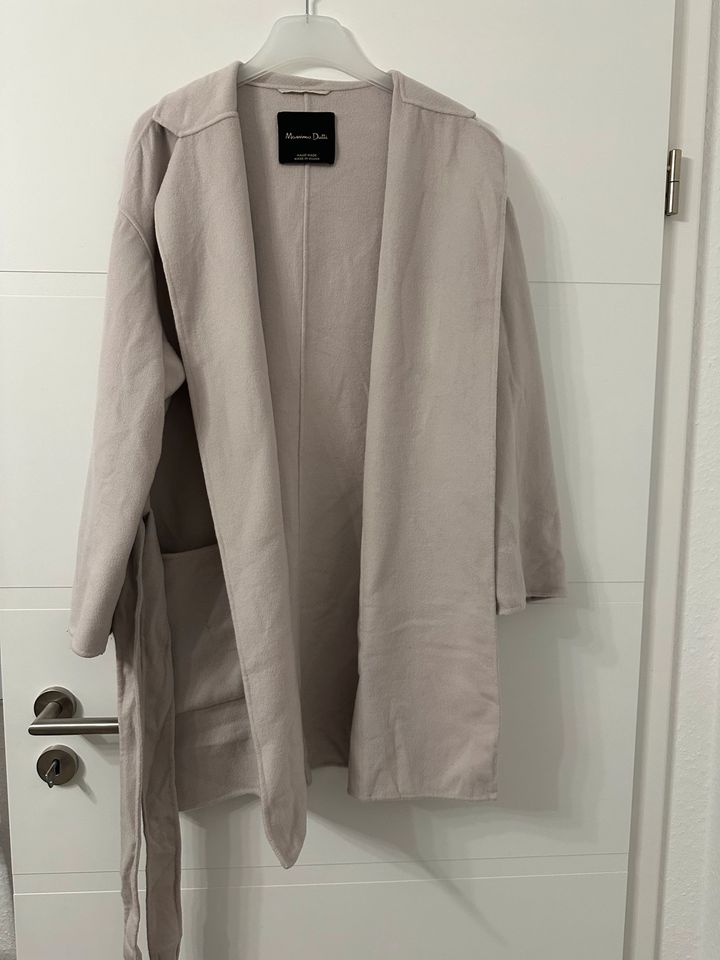 Massimo Dutti Mantel handmade Trenchcoat in Seevetal