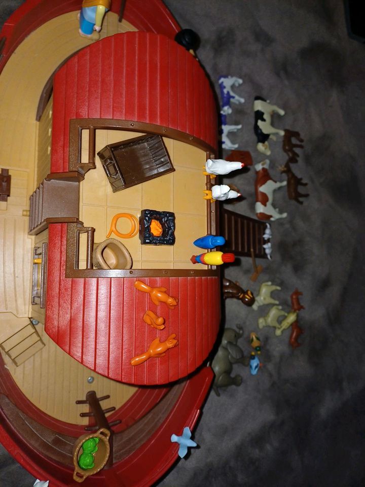 Playmobil Arche Noah Schiff Boot Tiere in Zetel