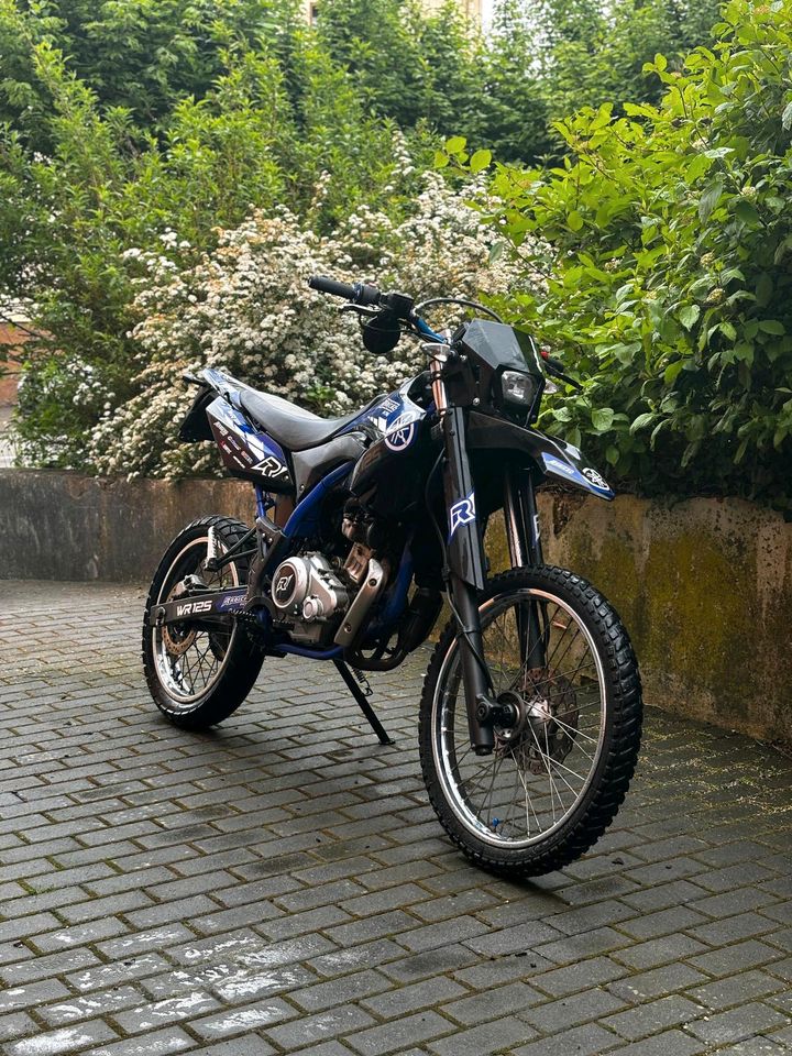 Yamaha WR 125 R in Gersheim