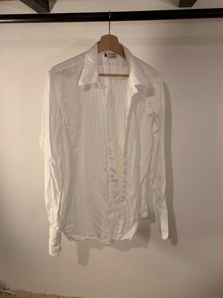 Hemd / Shirt / Manager / 100% cotton / L in Stuttgart