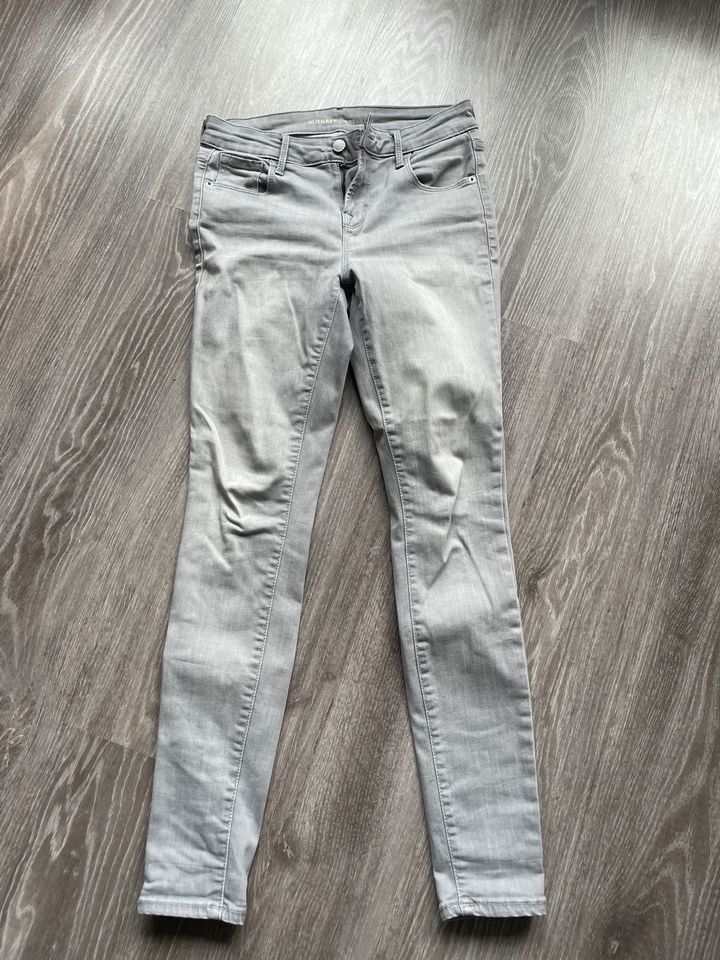 Old Navy Jeans, Rockstar - Grau - Gr. XS in Düsseldorf