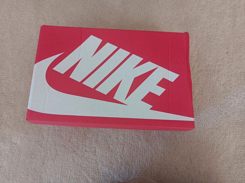 Nike Tn Schuhe für M/W 43 ungetragen in Lichtenau