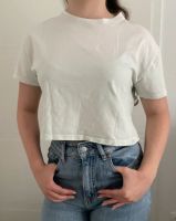 Shirt 2 Stück  Bauchfrei von Zara Größe S Brandenburg - Groß Kreutz Vorschau