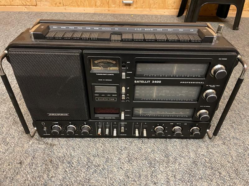 Used Grundig Satellit 3400 Radios for Sale | HifiShark.com Used Grundig Satellit 3400 Radios for Sale | HifiShark.com