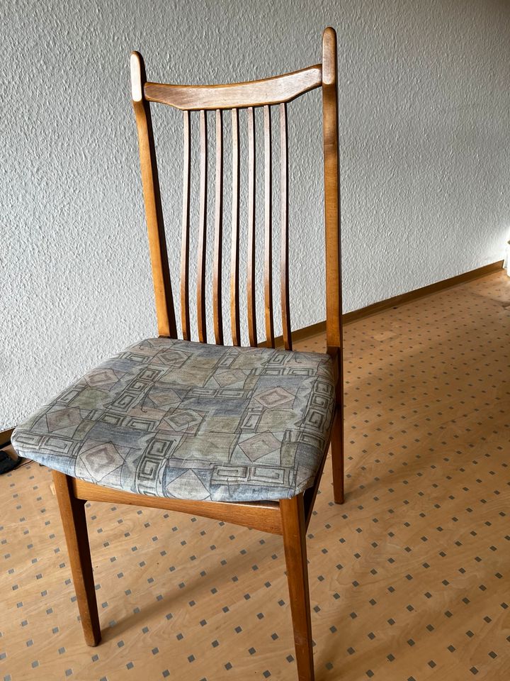 Vintage mid century -Esszimmer-Stühle in Nürnberg (Mittelfr)