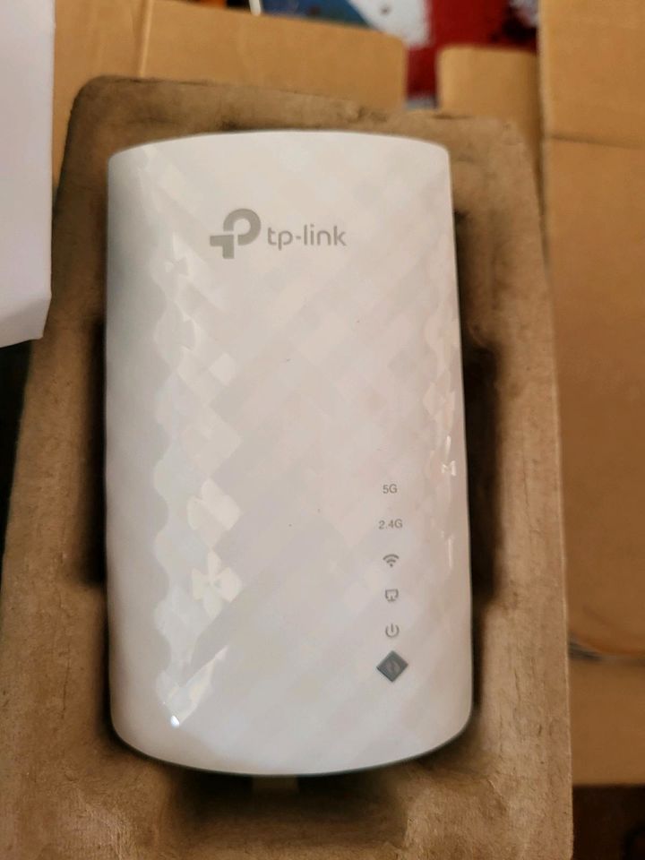 tp-link AC750 Wi-Fi range externer repeater in Caputh