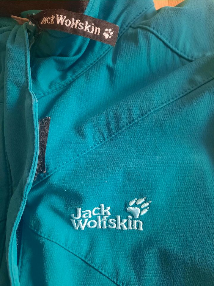 Jack Wolfskin Jacke Türkis Gr. 40 inkl. Versand in Ipsheim