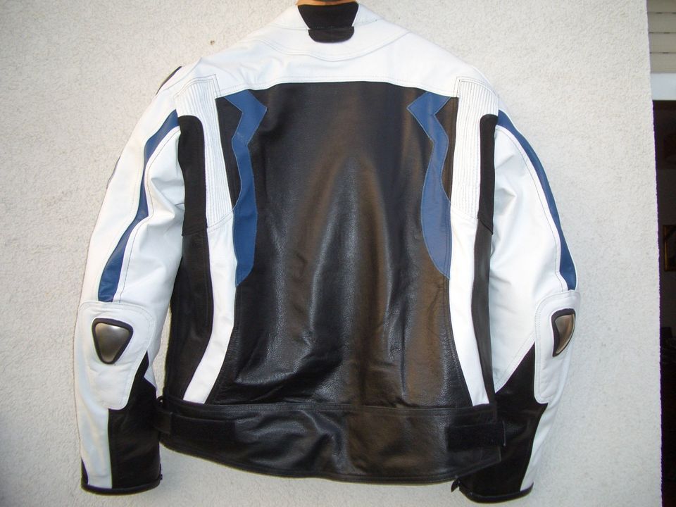 Motorradlederjacke Lederjacke mit Emblem BMW Größe 56 / 58 in Berlin