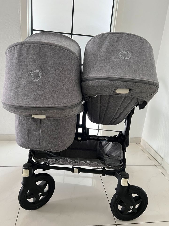 Bugaboo Donkey 2 Geschwisterwagen/Zwillingswagen Grey M Twin/duo in Solingen