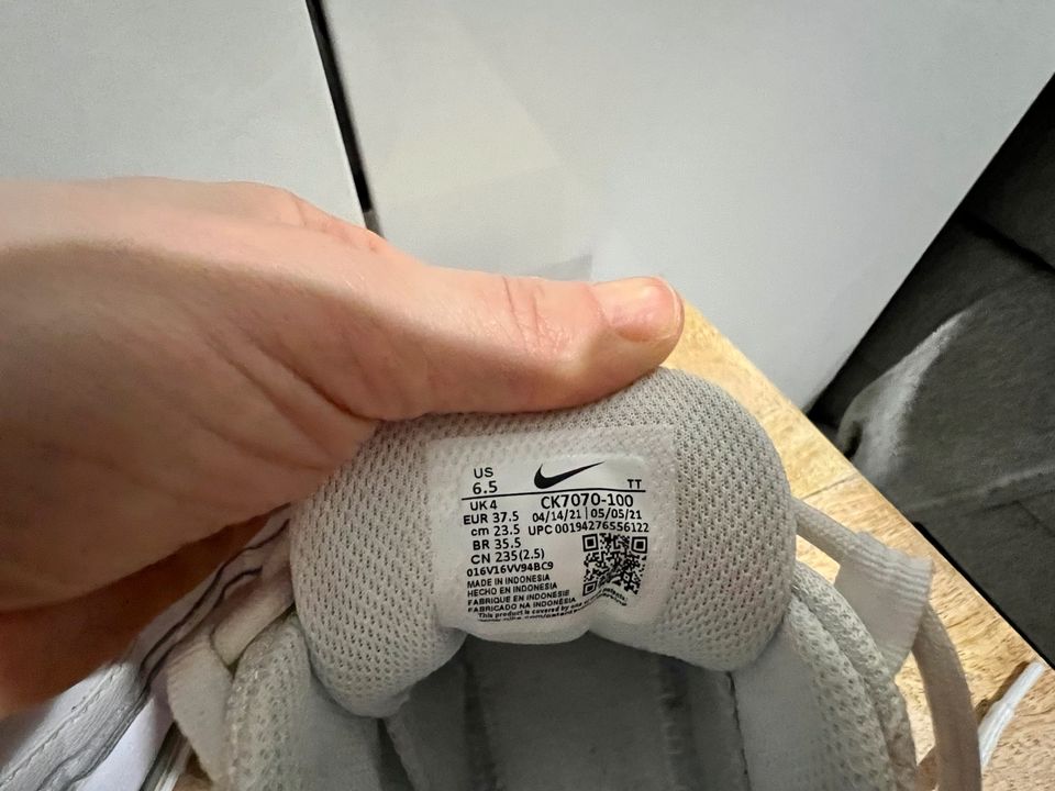 Nike Air Max Triple White Leder Sneaker 37,5 TN Dunk 97 Jordan in Berlin