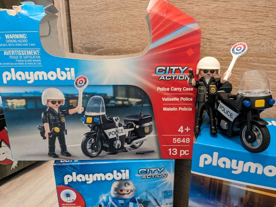 Playmobil Polizei Einsatzfahrzeuge in Groß Lindow