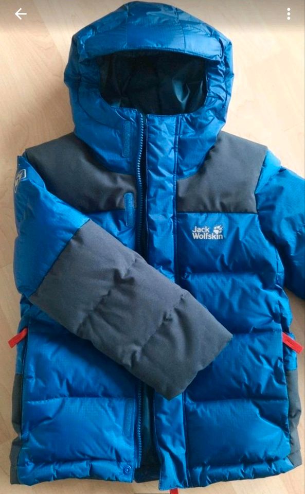 Jack Wolfskin Mount Cook Daunenjacke Größe 116 in Untersiemau