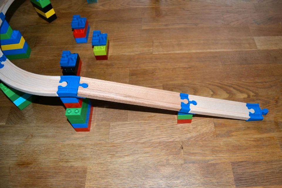 Adapterset (Brücke) für Brio/Lillabo/Playtive mit Lego Duplo in Gammertingen