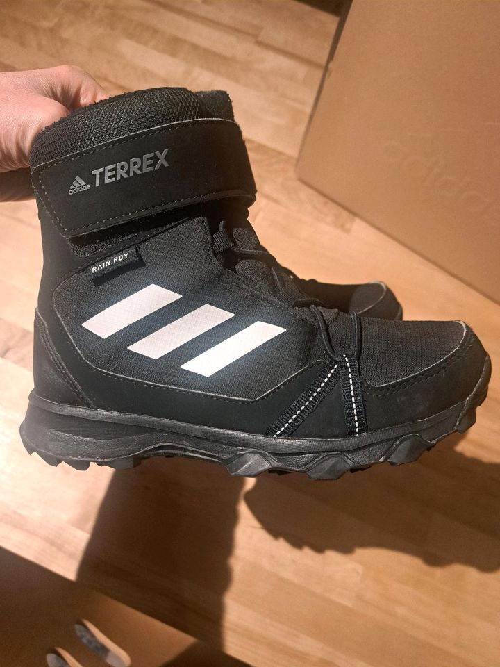 Adidas terrex snow Winter Stiefel Schuhe neu wertig in Blaichach