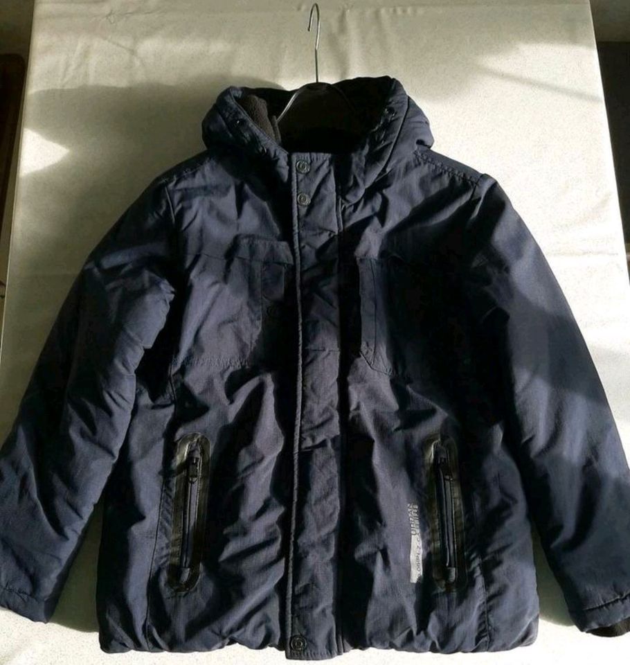 Winterjacke Jacke s.Oliver warm gefüttert dunkelblau Gr. S 140 in Angelburg