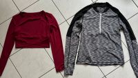 Zwei Sport Shirts S/36 Bordeaux/ rot und grau/ schwarz WIE NEU Niedersachsen - Ritterhude Vorschau