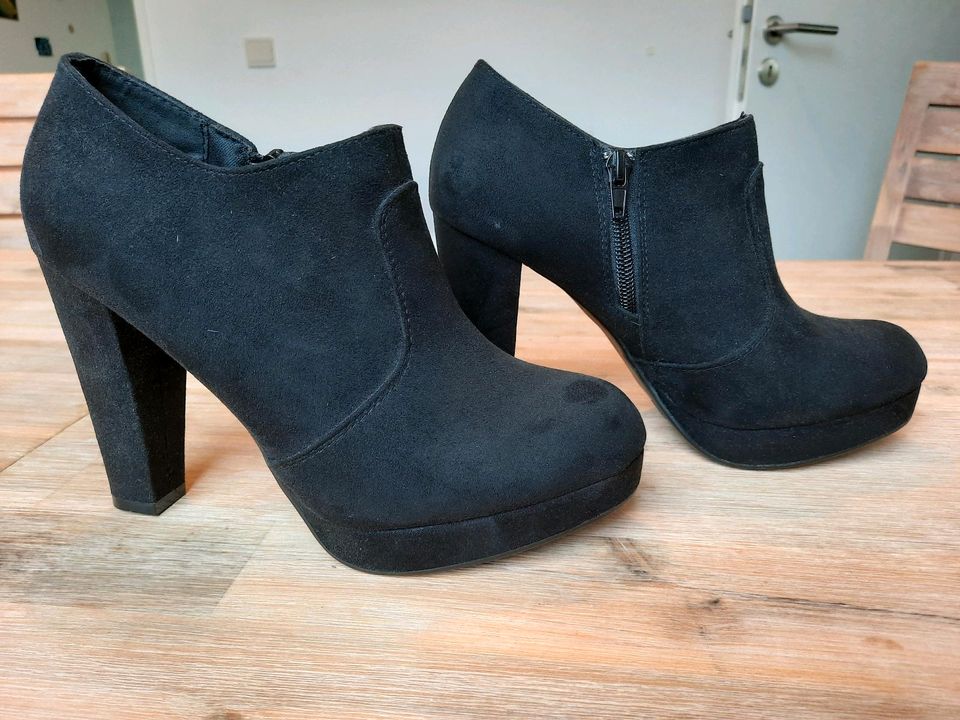 Pumps Ankle Boots Gr. 38 schwarz in Wandsbek - Gartenstadt | eBay  Kleinanzeigen ist jetzt Kleinanzeigen