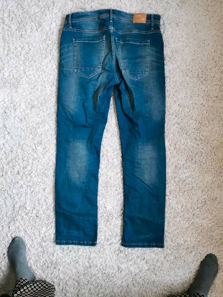 Jeans von John Devin 34/32 in Wiehl