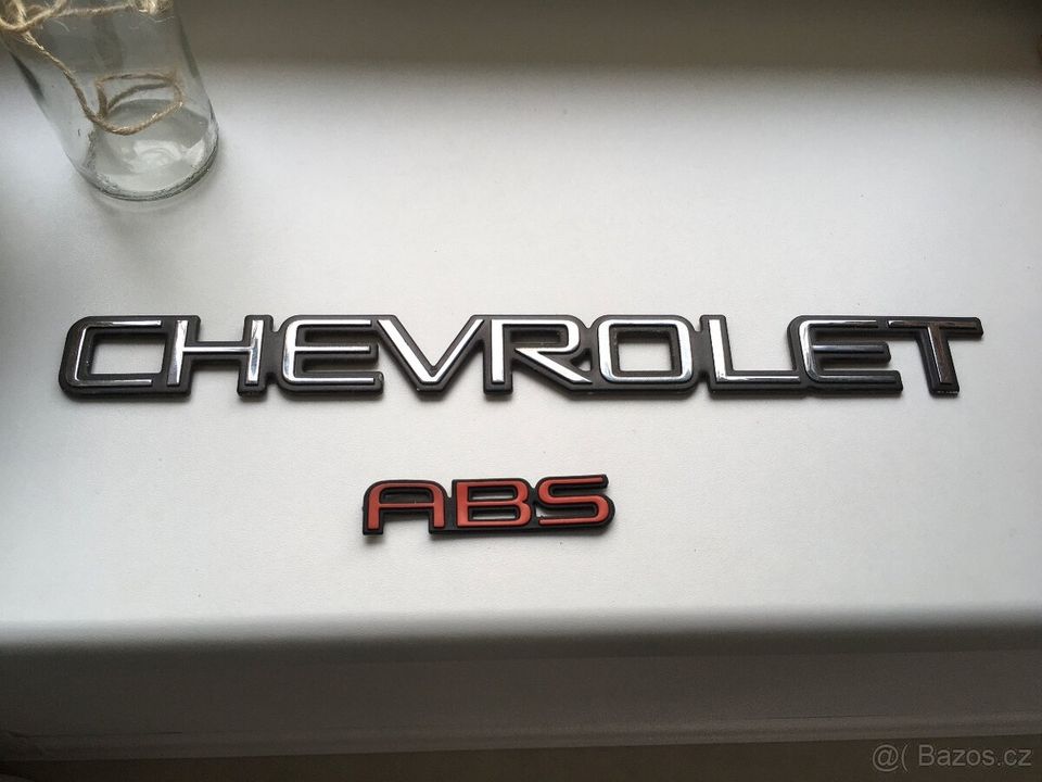 Schriftzug Chevrolet und ABS von Chevrolet g20 in Dresden