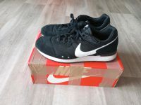 Nike Air Venture Runner Sneaker 46 schwarz Niedersachsen - Himmelpforten Vorschau