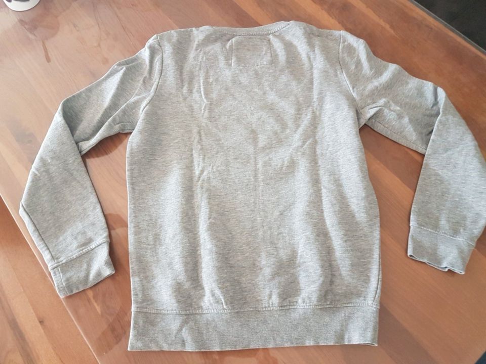 Sweatshirt Shirt Pulli Gr. XS von Clockhouse in Baunatal