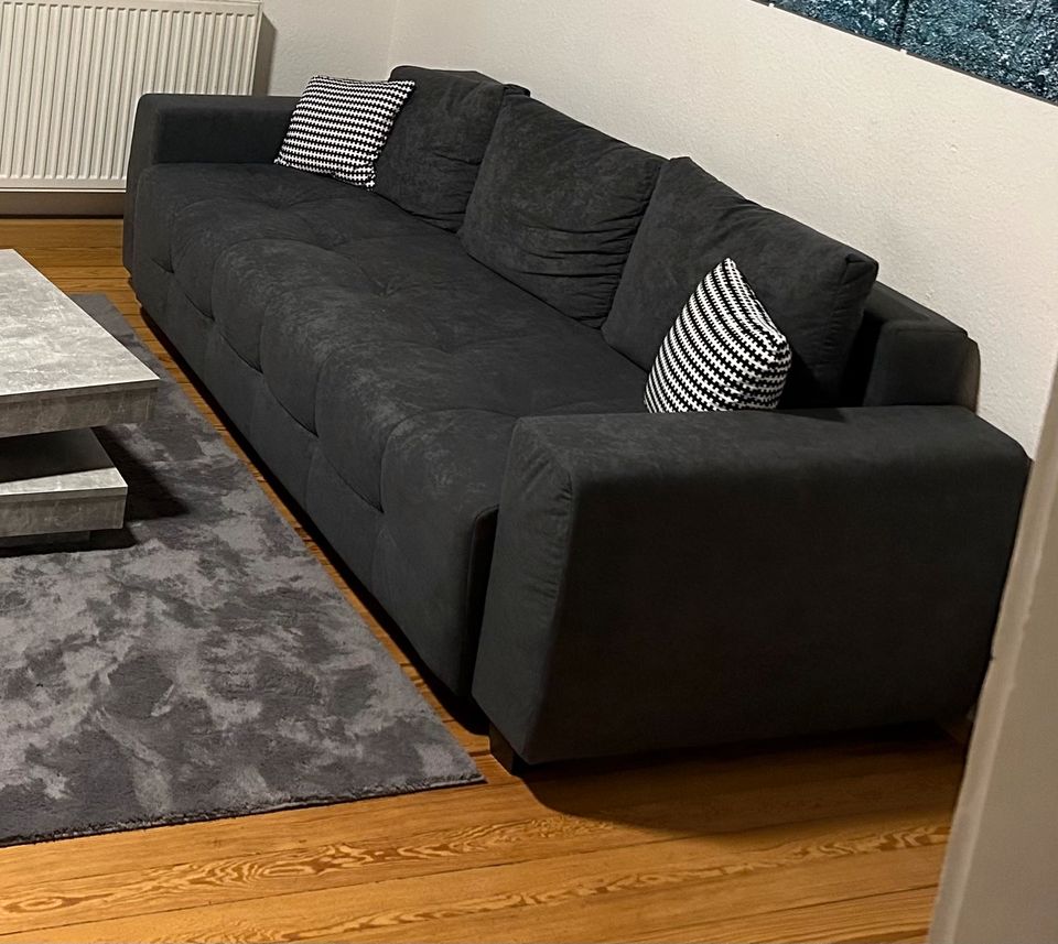 Wunderschöne couch 2,40 in Kaiserslautern