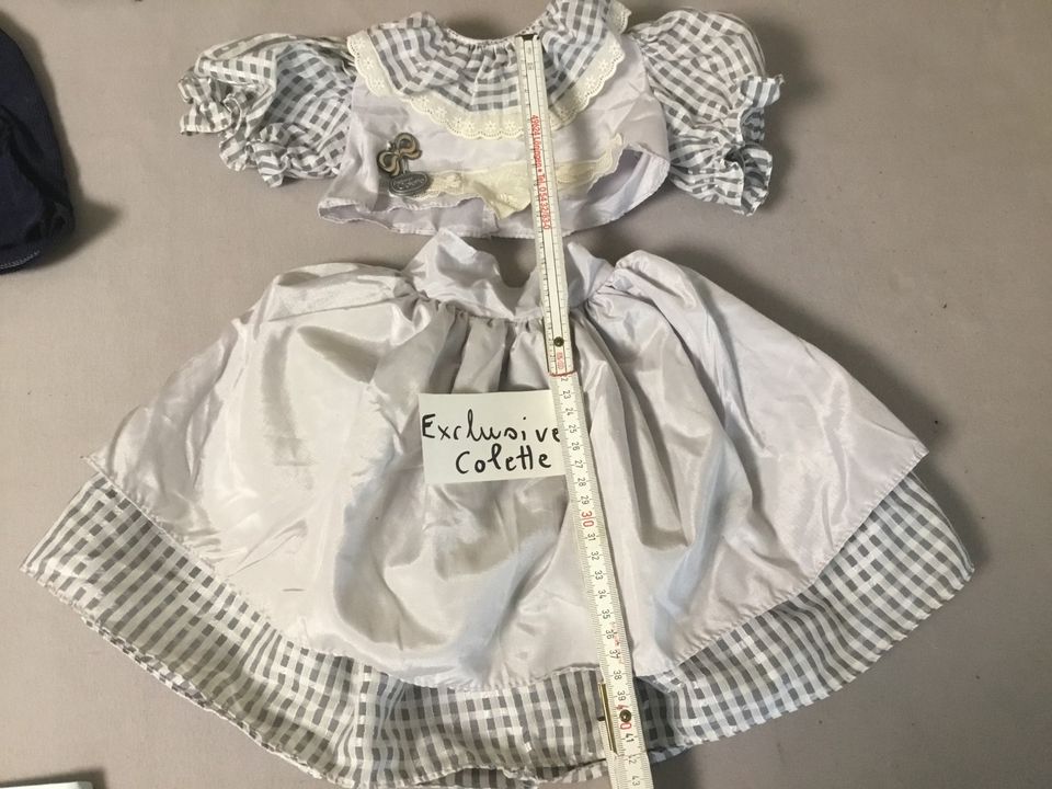Puppenkleidung..Vintage…Schildkröt und viele mehr…Stück 10 € in Plößberg