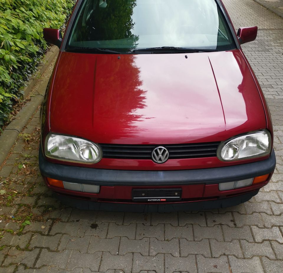 VW Golf 3 III Rolling Stones Edition rot Volkswagen in Alsdorf