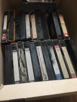 Verkaufe Kiste VHS Kassetten Nordrhein-Westfalen - Mettmann Vorschau