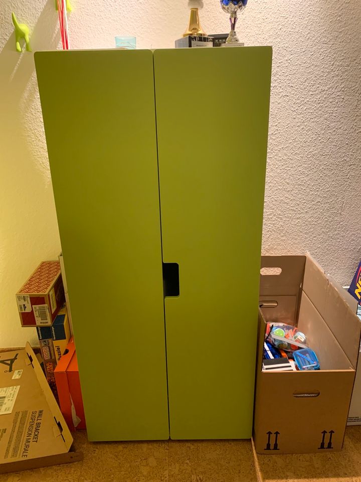Ikea Kinderzimmer Stuva, weiß-grün, sehr gut erhalten in Hallenberg