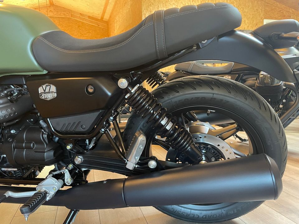 Moto Guzzi V7 850 Stone grün in Dorsten