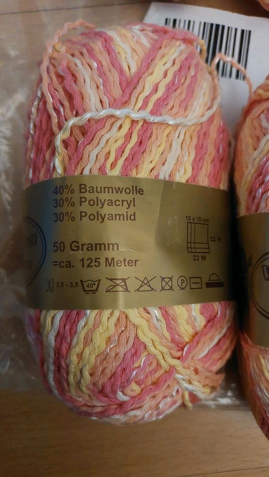 300 Gramm Wolle Woll Butt Farbe Angelina rosa  - neu in Fürstenfeldbruck