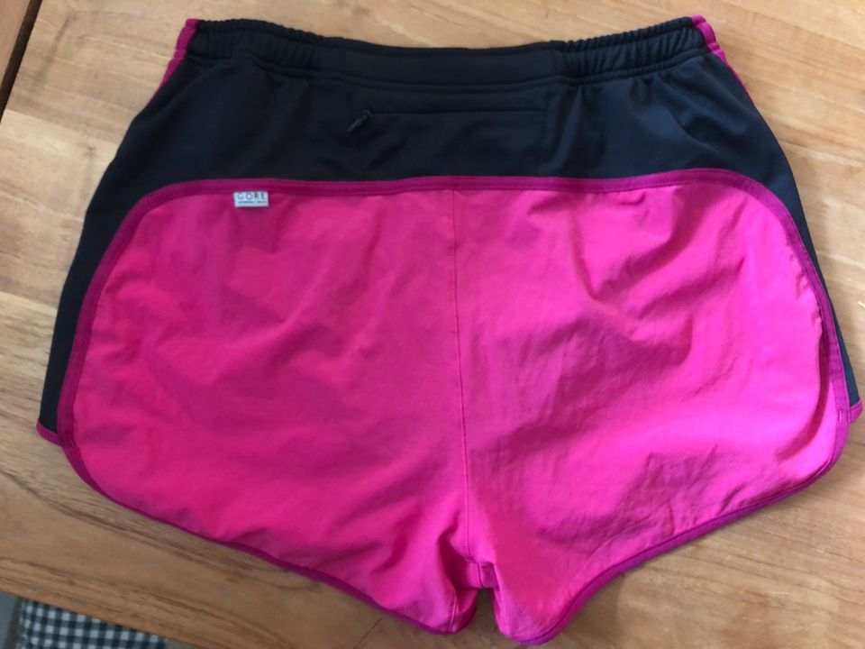 Kurze Laufhose Gore Running Wear Gr. XS (34) in Wolfenbüttel