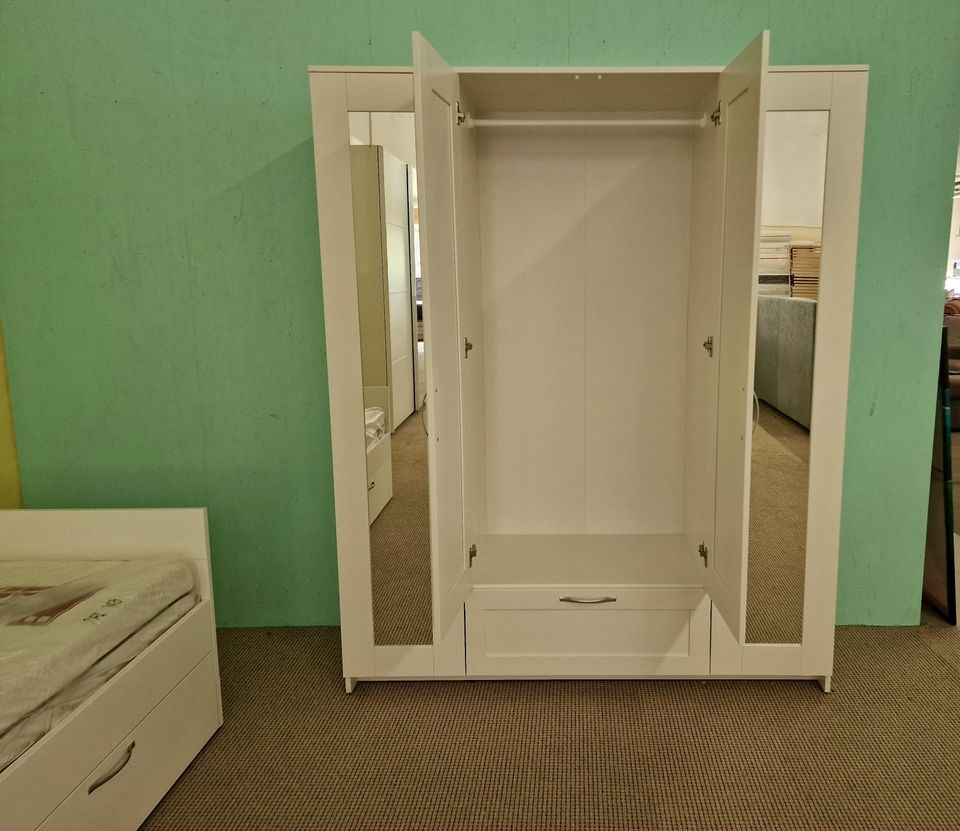 ❌ SOFORT ABHOLBEREIT / ⭐️ NEU - Bett Doppelbett Schrank Jugendbett Ausziehbett Etagenbett Kinderbett Lattenrost Schublade 2 Schlafplätzen Kinderschrank Kleiderschrank Schrank in Pampow