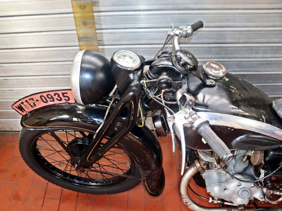 DKW Sport 250 Baujahr 1938 funktionstüchtiges Restaurationsobjekt in Staßfurt