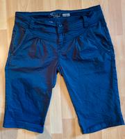 Bermudashorts von Fresh, low waist,L, dunkelblau, Top Zustand Berlin - Mahlsdorf Vorschau
