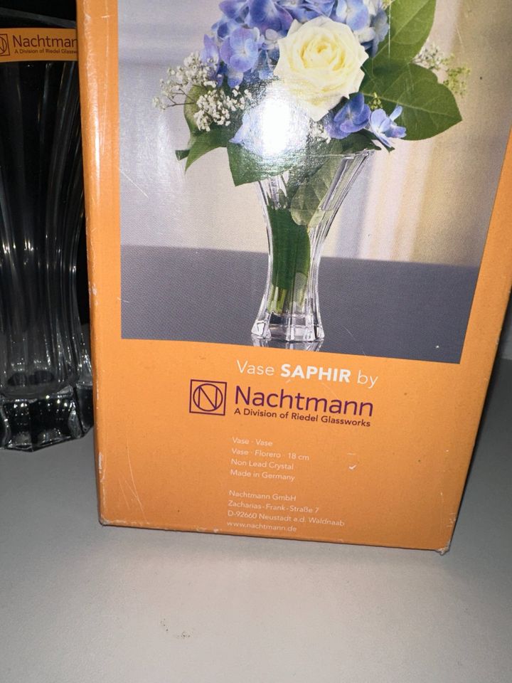 Nachtmann Saphir Vase Glas neu OVP in Bad Hersfeld