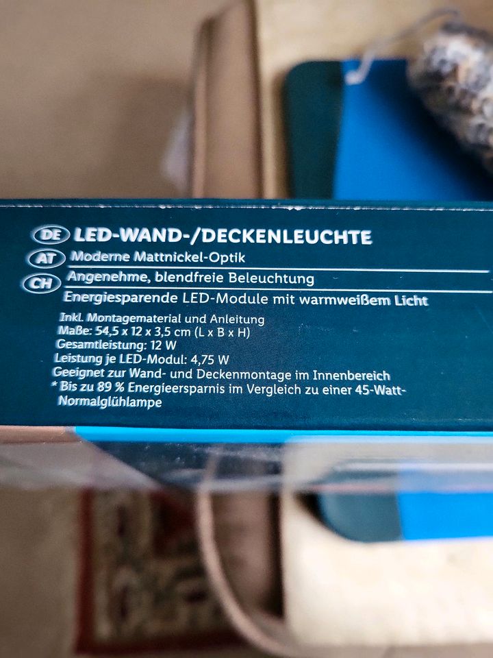 LED Wand-Deckenleuchte in Wankendorf