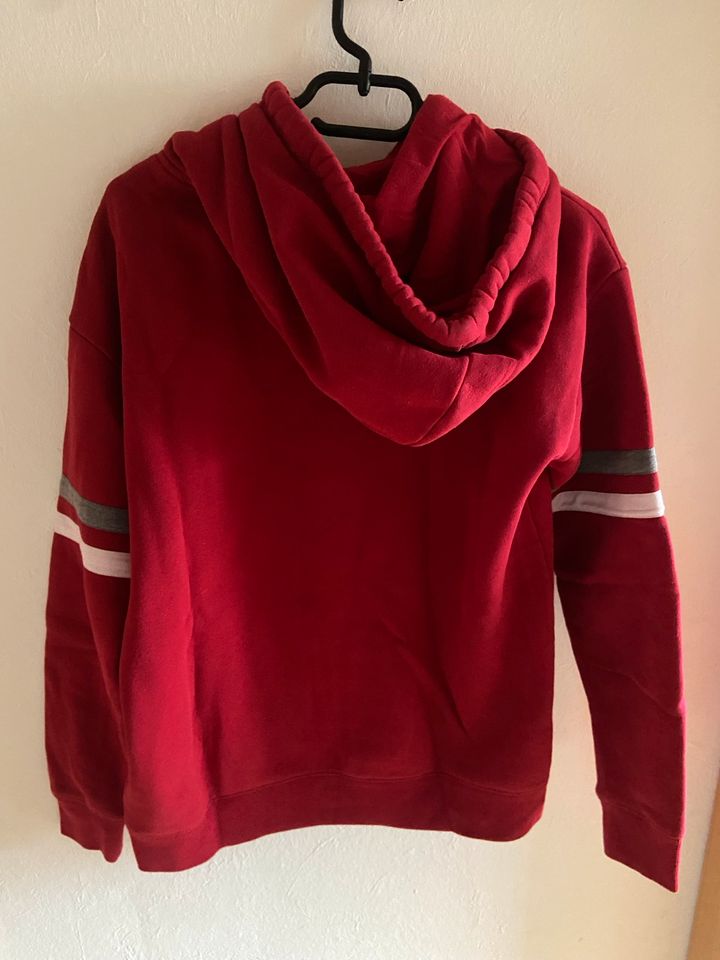 Roter Pullover von Hollister in Größe M in Oestrich-Winkel