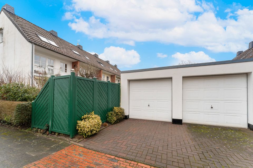 Bremen-Lesum: Solides Reihenmittelhaus mit Garten, Vollkeller und Garage in guter Lage in Bremen