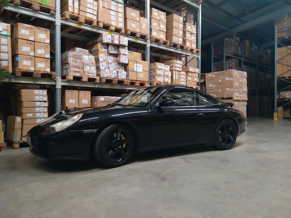 Porsche 911 in Taura