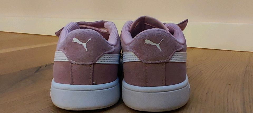 Puma Sneaker für Mädchen Gr. 32, Veloursleder, Klettverschluss in Röthenbach