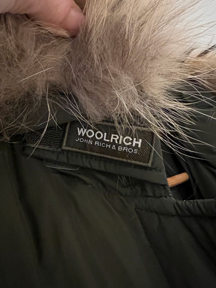 Woolrich Luxury Arctic Parka mit abnehmbaren Fell in Ergolding