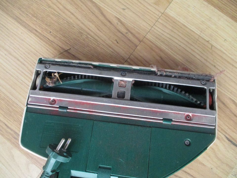 MUA17: VORWERK Kobold 130 Staubsauger + sehr viel Zubehör in Plauen